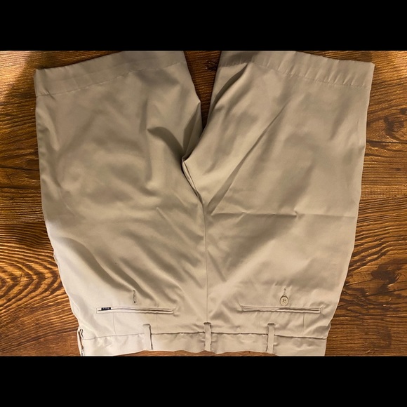 Polo shorts - Picture 3 of 5